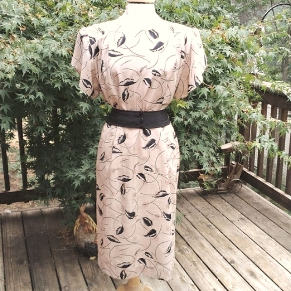 Vintage Lorac Original Belted Shift Dress